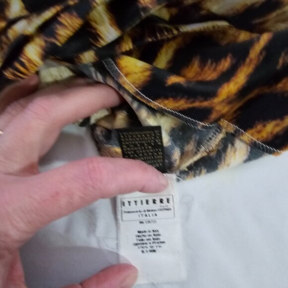 Roberto Cavalli Leopard Print Skirt – IT 40 (US 4–6) - Picture 3 of 9